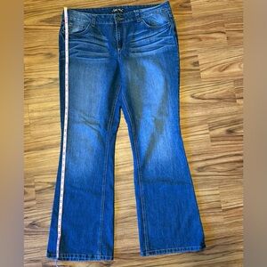 Lei Sophia Hipster Flare Jeans Size 17 Long Blue Wash